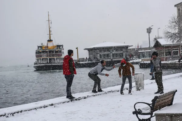 İstanbul Aybar kar fırtınasına hazır! İstanbul Valiliği tedbirleri tek tek açıkladı