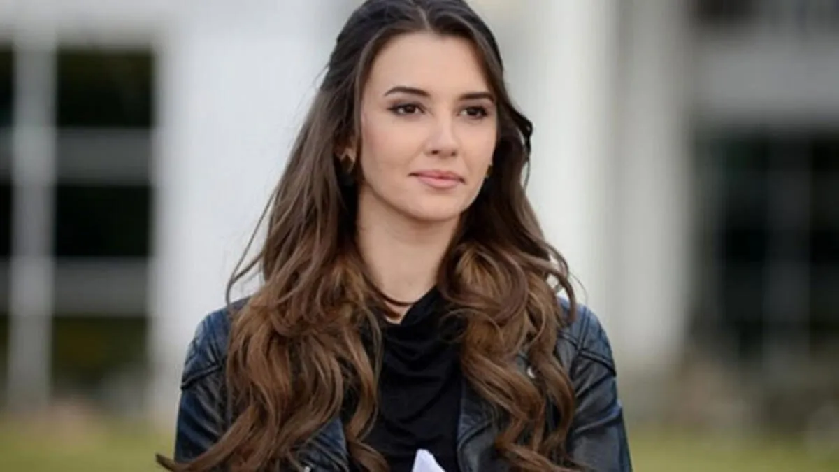 Uyanış Büyük Selçuklu�nun Elçin Hatun�u Leyla Lydia Tuğutlu’nun