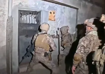 Zehir tacirlerine operasyon! 825 kilogram eroin ele geçirildi