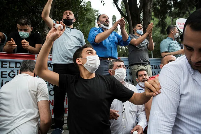 CHP’li Bakırköy Belediyesi’nin kararı pazar esnafını çileden çıkardı