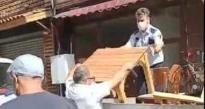 Zabıtayla esnaf arasında arbede çıktı!
