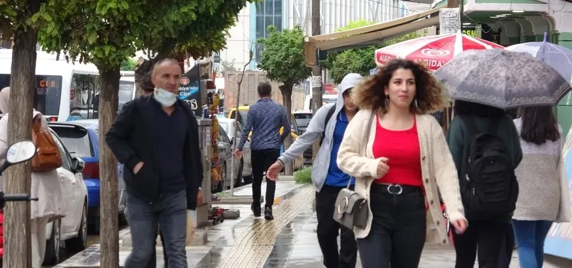 Son dakika: Vanlılar yağmura hazırlıksız yakalandı