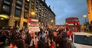 İsrail’in Refah’a yönelik saldırıları Londra’da protesto edildi