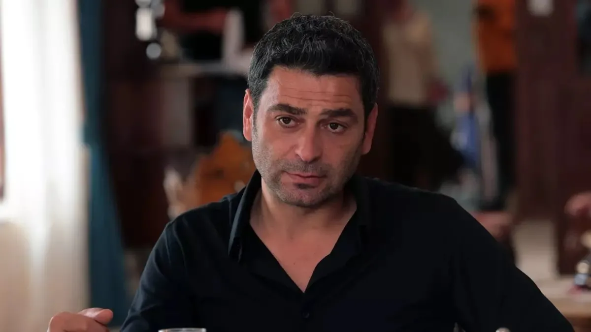 Uzak Şehir'in yıldızı Ozan Akbaba'dan servetlik imza!