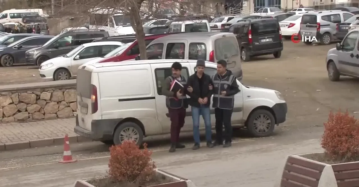 Hırsızlık yaptığı eve bir gün sonra girince yakayı ele verdi |Video