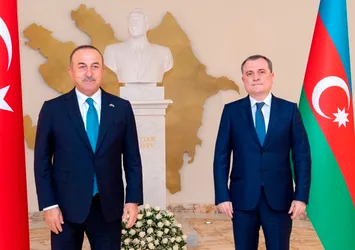 Dışişleri Bakanı Mevlüt Çavuşoğlu Azerbaycanlı mevkidaşı Bayramov ile görüştü