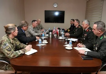 Akar ve Dunford görüşmesi İncirlik'te