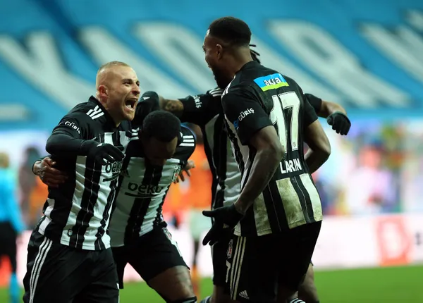Derbide kartal pençesi: Beşiktaş liderliğini perçinledi
