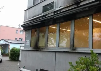 Almanya'da camiye molotoflu saldırı