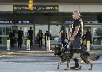 İsrail, Güney Kore'den uçakla gelen 200 kişiyi ülkeye almadı