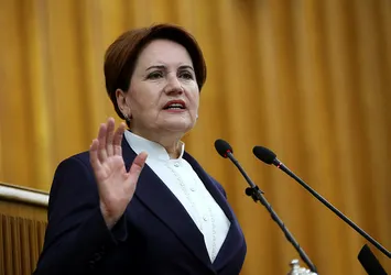 Meral Akşener, HDP'li başkanların görevden alınmasına tek kelime edemedi