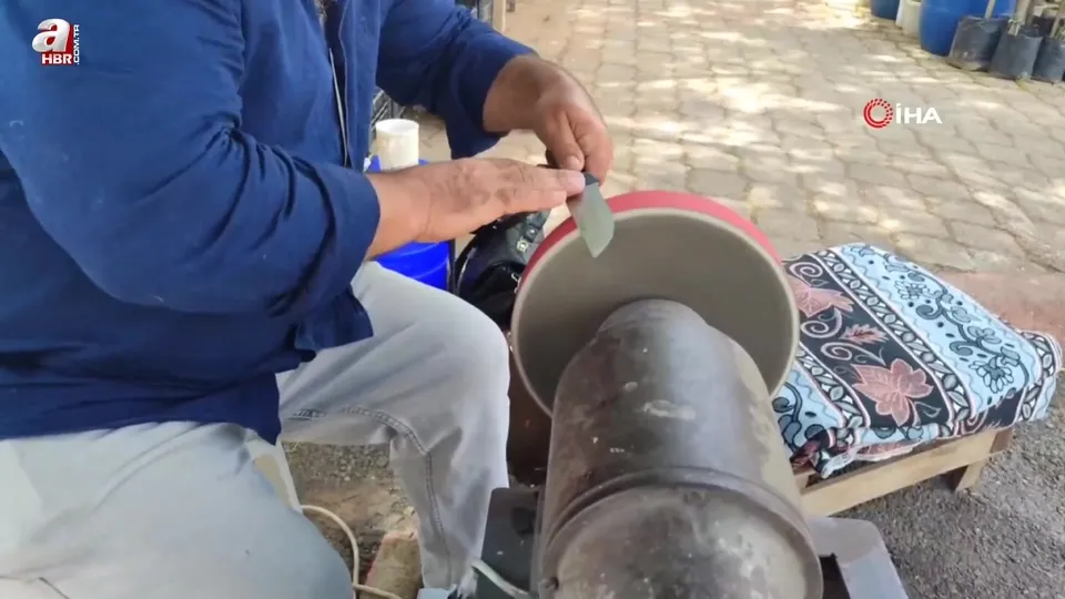 Bıçakçılık mesleğini ailece yapıyorlar