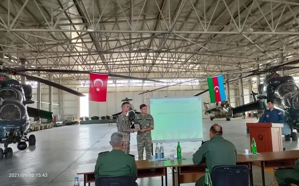 MSB: Azerbaycan Silahlı Kuvvetleri personeline ileri hava kontrolörü eğitimi verildi - 3