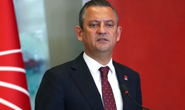 CHP’de 69 milyon TL’lik konser krizi! Özel’den Mansur Yavaş’a sert tepki