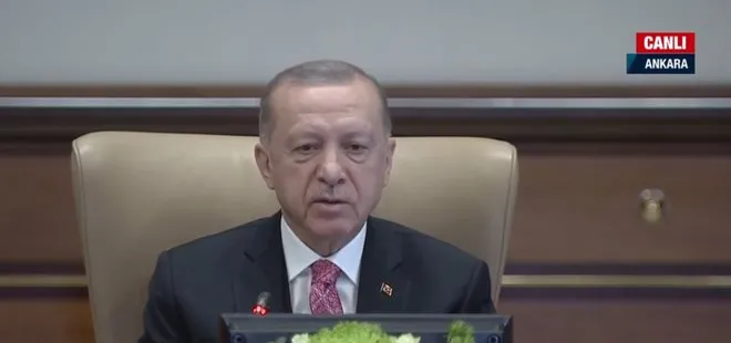 Bir dönem sona erdi! Başkan Erdoğan açıkladı: Maske zorunluluğu kalktı! 2 yerde zorunluluk sürecek