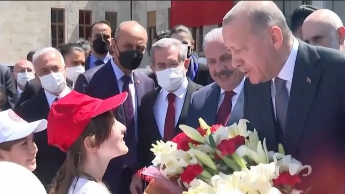AK Parti'de 23 Nisan'a özel video