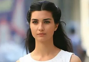Tuba Büyüküstün’den manidar paylaşım: Uyanır uyanmaz seni düşünüyorum