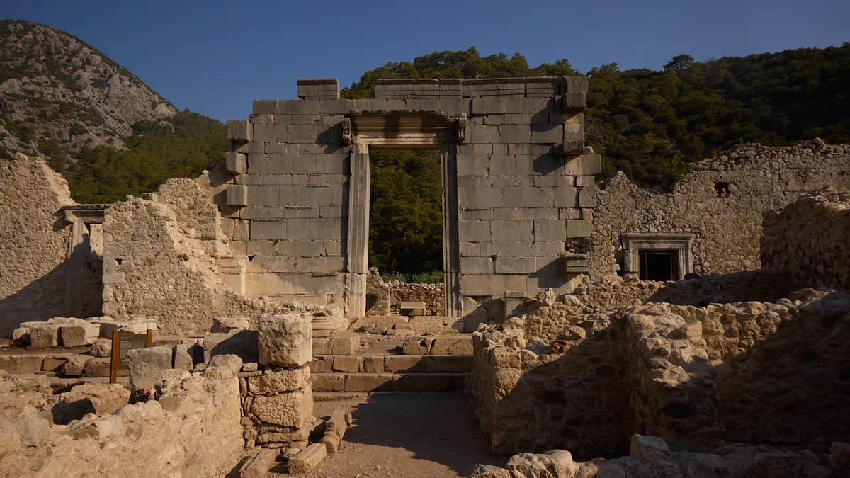 Antalya kültür turizminde rekor yıl! Müze ve ören yerlerinde 2025’te 3,25 milyon ziyaretçi