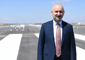 Bakan Karaismailoğlu duyurdu: CAT 3A sistemiyle uçaklar Erzurum'a güvenle inecek