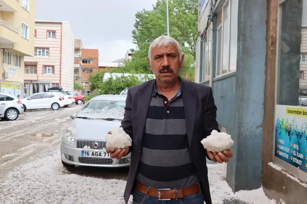 erzurumda-dolu-yagisi-merkez-beyaza-boyandi-1653311070759.jpg Erzurum’da dolu yağışı! Merkez beyaza boyandı - 7