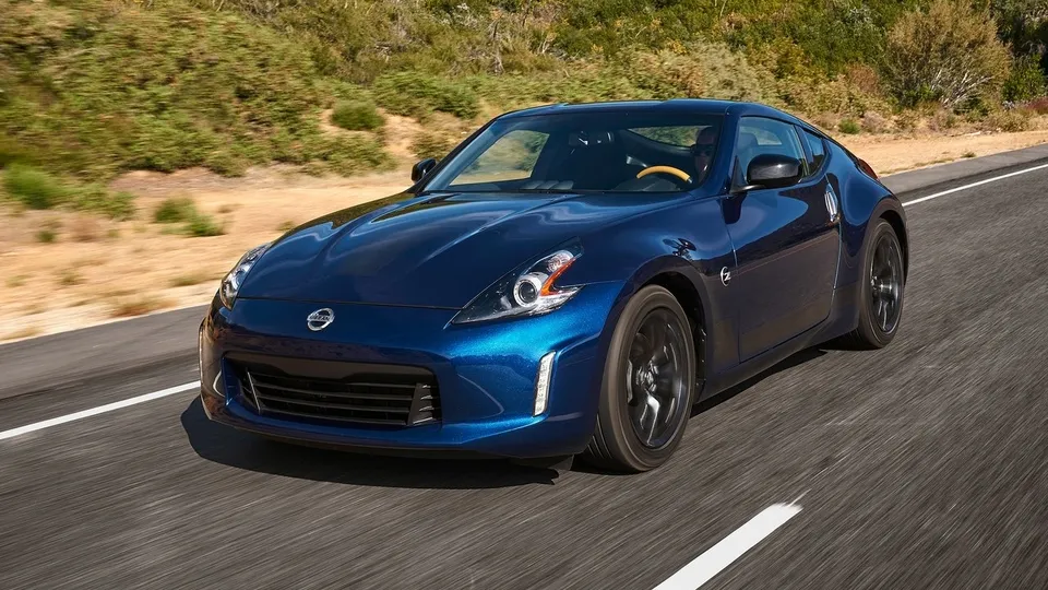 2019 Nissan 370Z Heritage Edition