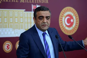 Sezgin Tanrıkulu yine teröristlere sahip çıktı