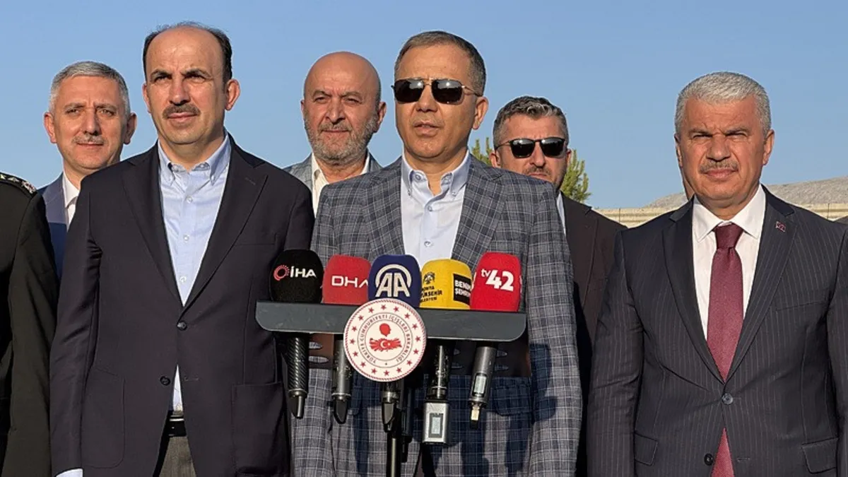İçişleri Bakanı Ali Yerlikaya'dan Konya'da sürücülere uyarı