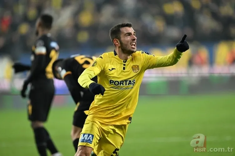 Arda Turan’dan Galatasaray’a transfer çıkarması! O futbolcunun peşine düştü… 12