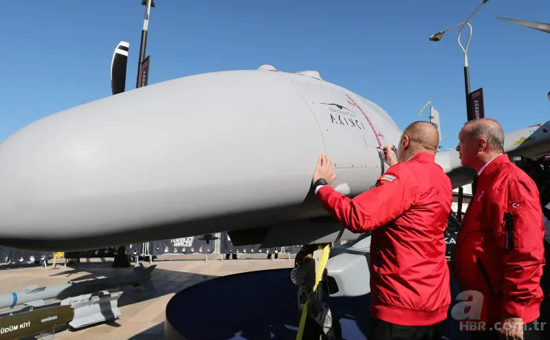 Akıncı'ya Erdoğan imzası! Bakü semalarında hilal ve yıldız! Teknofest'te nefesleri kesen gösteri 6