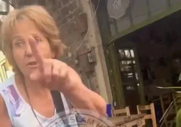 İzmir'de 28 Şubat zihniyeti! Kapalı kadınlara çirkin saldırı: Atatürkçüyüz biz böyle insanlar görmek istemiyoruz