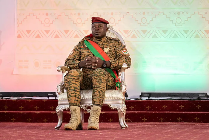 Burkina Faso’da darbe! Ordu iktidara el koydu