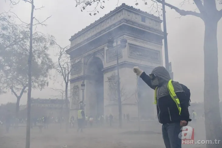 Fransa’da yeni eylem dalgası: Paris’de binlerce polis konuşlandırıldı! Şehir duman altında kaldı