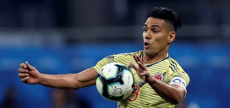 Galatasaray'dan Rayo Vallecano'ya transfer olan Radamel Falcao'nun forma numarası şaşırttı
