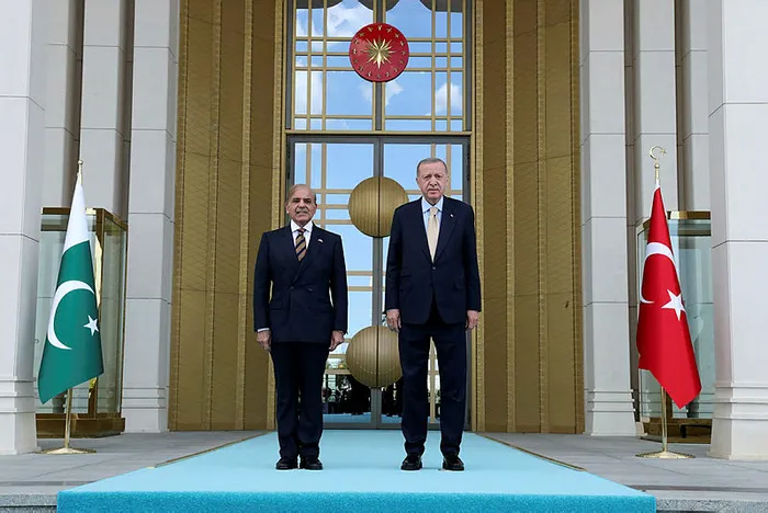 son-dakika-baskan-erdogan-ile-pakistan-basbakani-seriften-flas-aciklamalar-1654099670400.jpg SON DAKİKA: Başkan Erdoğan ile Pakistan Başbakanı Şerif’ten flaş açıklamalar! 7 anlaşma imzalandı - 9
