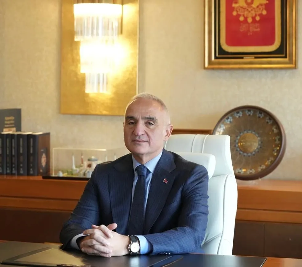 Bakan Ersoy Hataylı çocukların hayalini gerçekleştirdi - 1