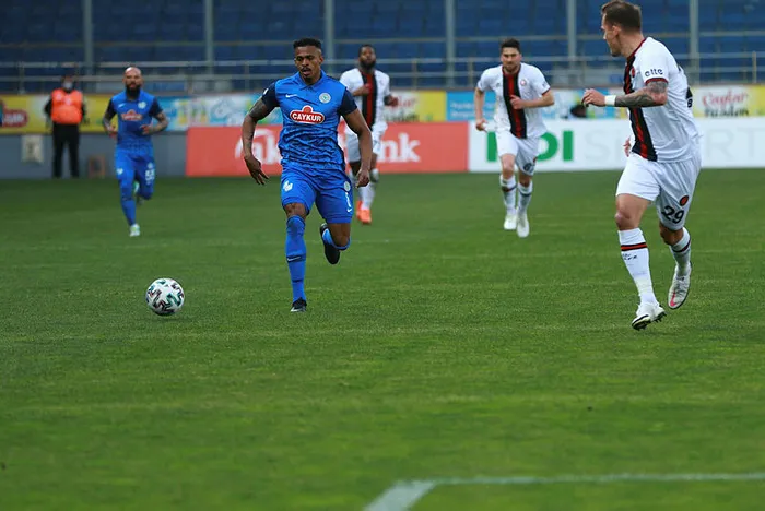 Çaykur Rizespor: 0 - Fatih Karagümrük: 0 | (MAÇ SONUCU ÖZET) - 1
