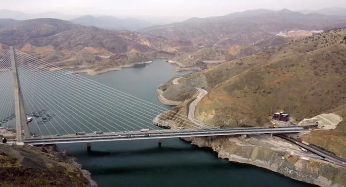 Başkan Erdoğan ’sembol olacak’ dedi! Tek pilon detayı