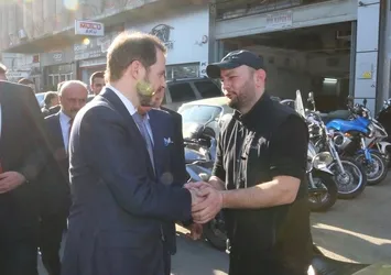Bakan Albayrak'tan esnaf ziyareti