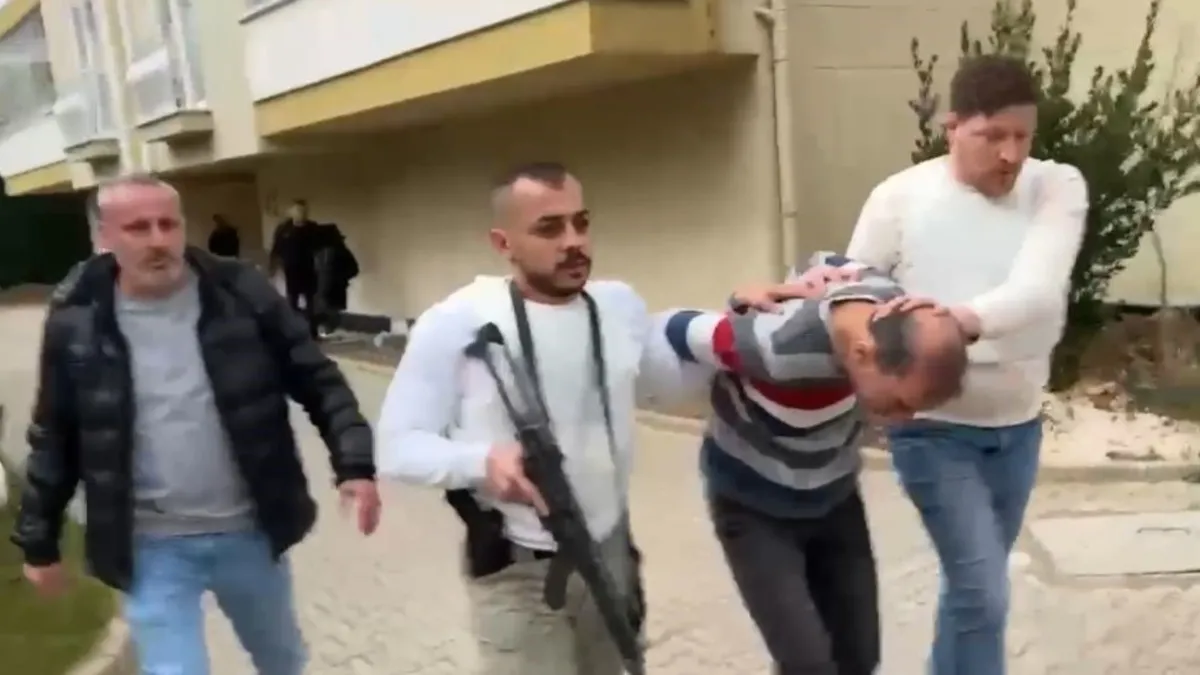 FETÖ’den 12 yıl hapis cezası bulunan astsubay Bursa’da yakalandı