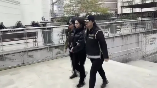 1702713029401.jpg Özel harekat operasyon yapmıştı! Ece Ronay hakkında flaş gelişme: Telefonları ve dijital materyalleri inceleniyor - 4