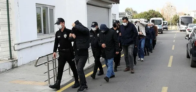 Adana'da FETÖ operasyonu! Dua yazılı 1 dolar bulundu!