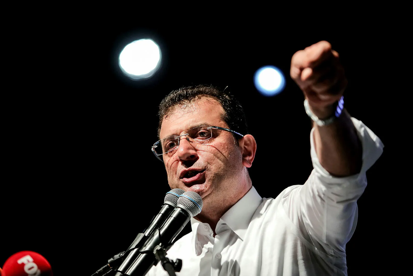 İmamoğlu'ndan şehit ismine ret, içki ruhsatına onay!