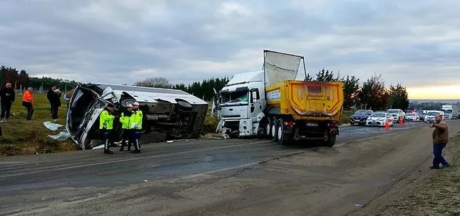 Kafa kafaya çarpıştılar! Öğrenci servisiyle hafriyat kamyonu kaza yaptı