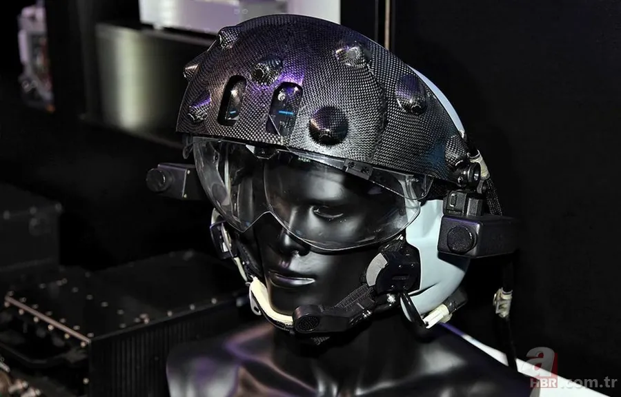 Kalashnikov, dev savaş robotunu tanıttı 9