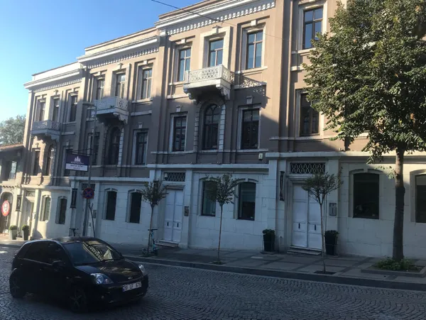 osmanlinin-ilk-toplu-konutlari-akaret-sira-evleri-ataturk-ve-ailesi-de-kalmis-1663487681416.jpg Osmanlı’nın ilk toplu konutları ‘Akaret Sıraevleri’ Atatürk ve ailesi de kalmış! - 6