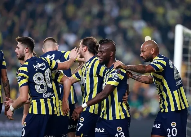 Fenerbahçe 1-0 Sivasspor! Fenerbahçe tek attı, üç aldı!