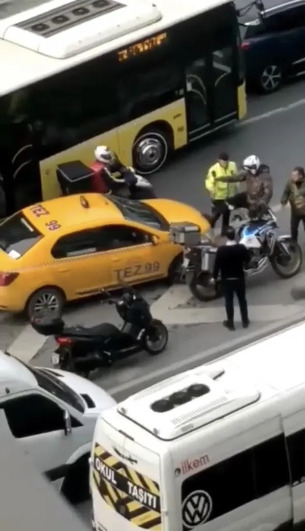 Trafiğin ortasında dehşet veren kavga! - 1