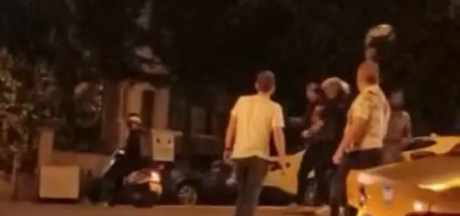 İstanbul’da dehşet anları! Yolda tartıştıkları moto kuryeyi öldüresiye dövdüler