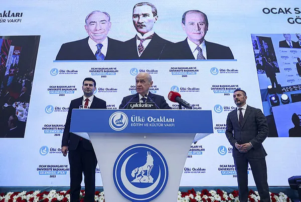 mhp-lideri-devlet-bahceliden-ulku-ocaklari-iftari-programinda-son-dakika-aciklamalari-1680901512050.jpg MHP lideri Devlet Bahçeli'den "Ülkü Ocakları İftarı" programında son dakika açıklamaları - 2