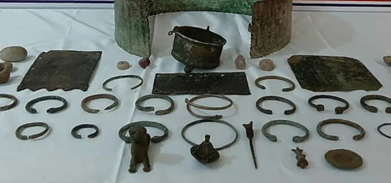 Diyarbakır’da 45 tarihi eser ele geçirildi, 2 şüpheli yakalandı